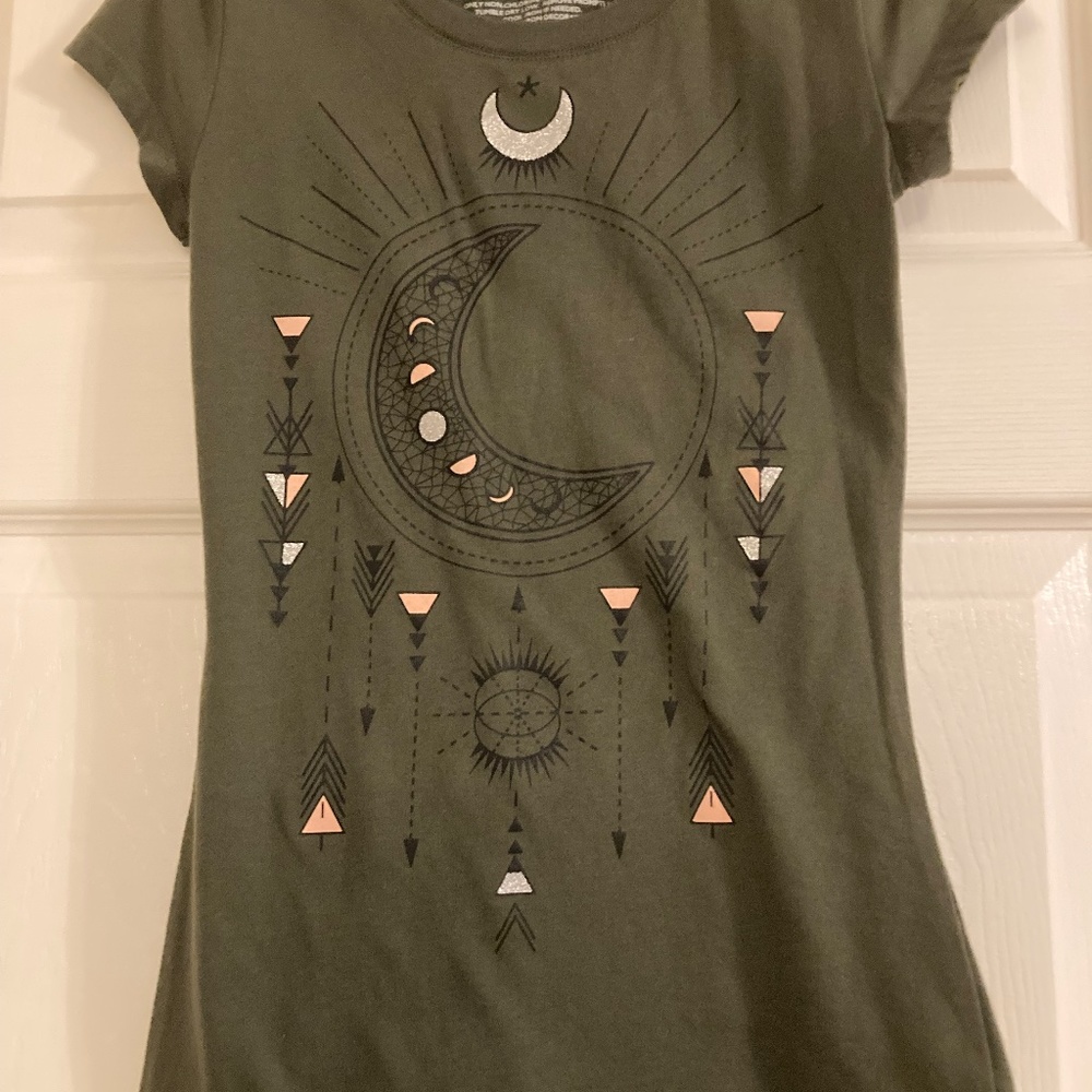Wound Up T-shirt